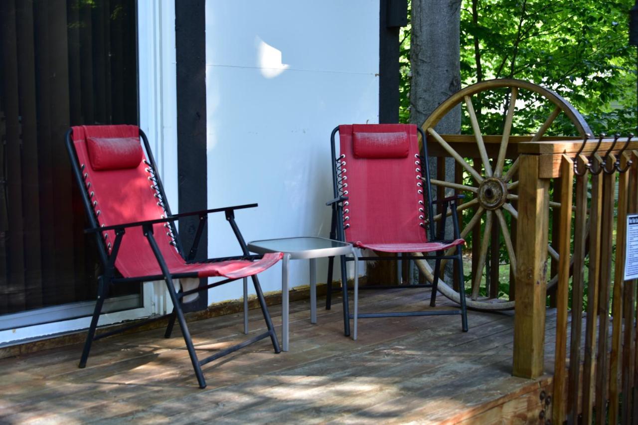 Quiet And Comfy 3Bed/2Bath - Chalet With Hot Tub. Cedar Esterno foto